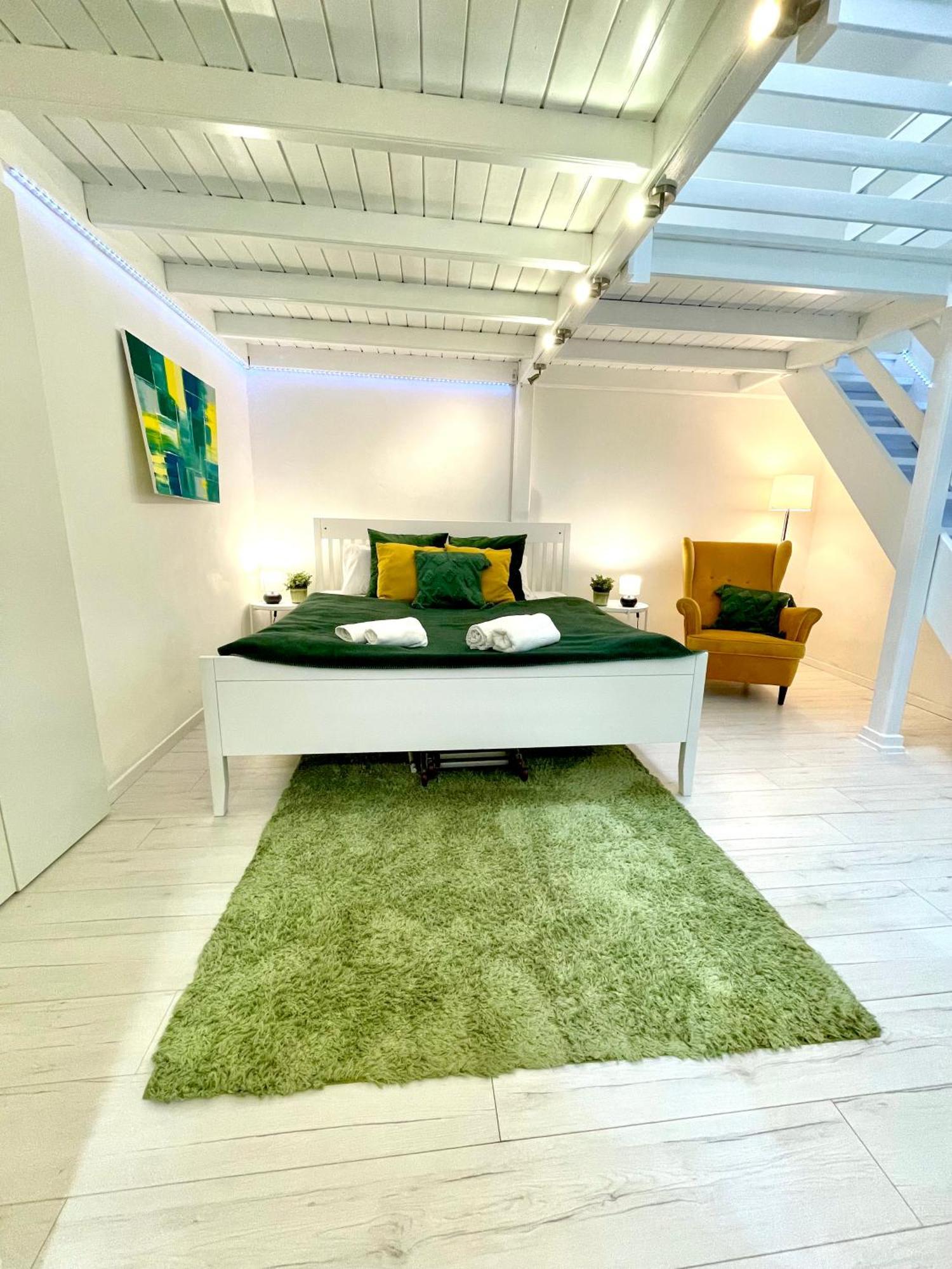 Apartman Teresian Near The Andrassy Street Free Air Conditioner Free Coffee