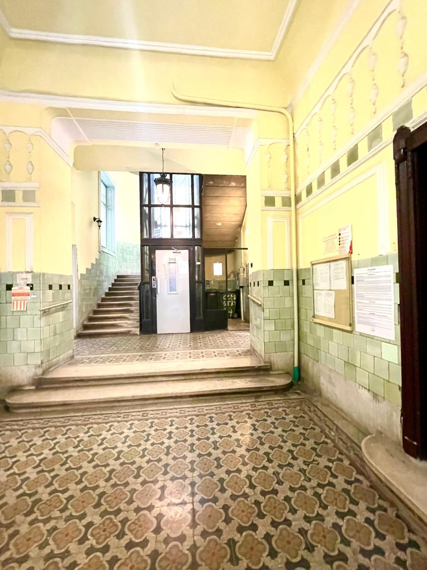Apartman Teresian Near The Andrassy Street Free Air Conditioner Free Coffee Budapest