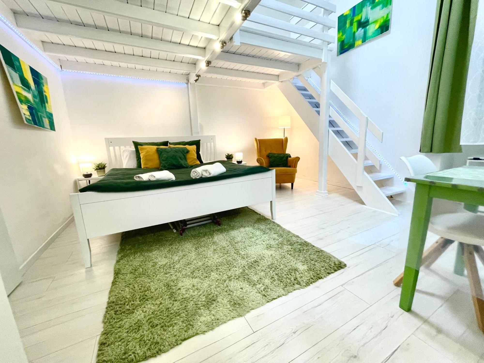 Apartman Teresian Near The Andrassy Street Free Air Conditioner Free Coffee *