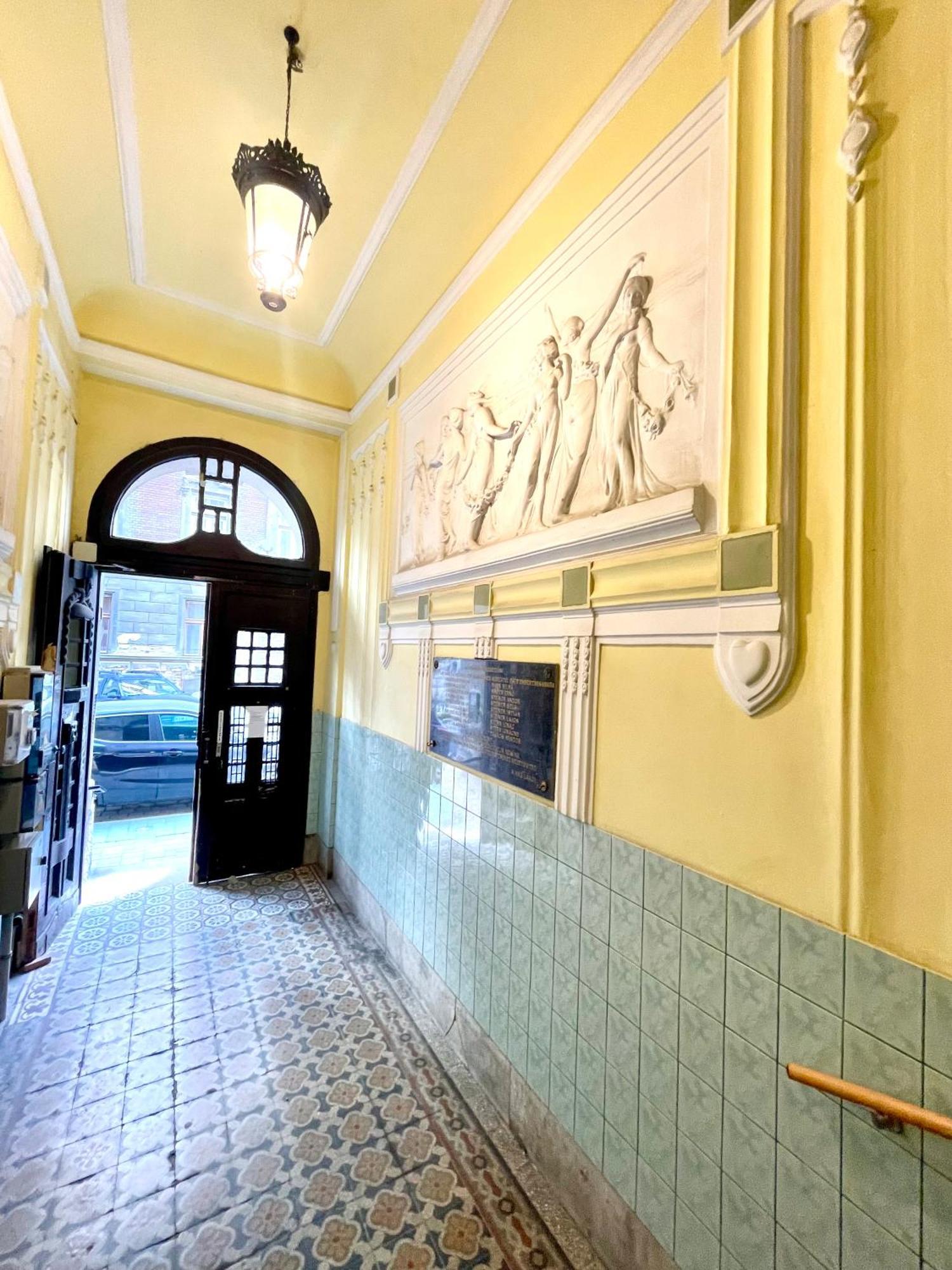 Teresian Near The Andrassy Street Free Air Conditioner Free Coffee Apartman *