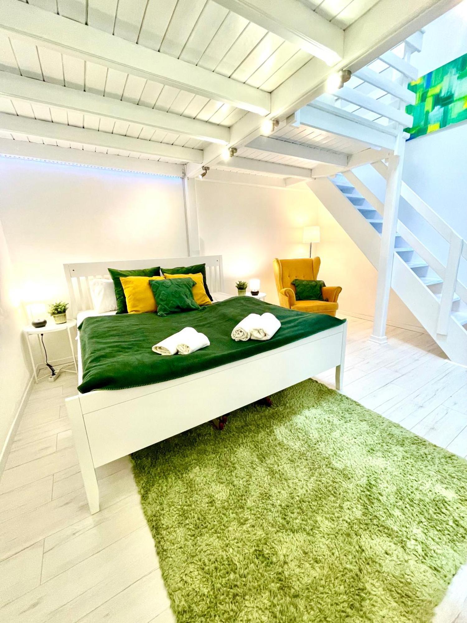 Teresian Near The Andrassy Street Free Air Conditioner Free Coffee Apartamento Budapest